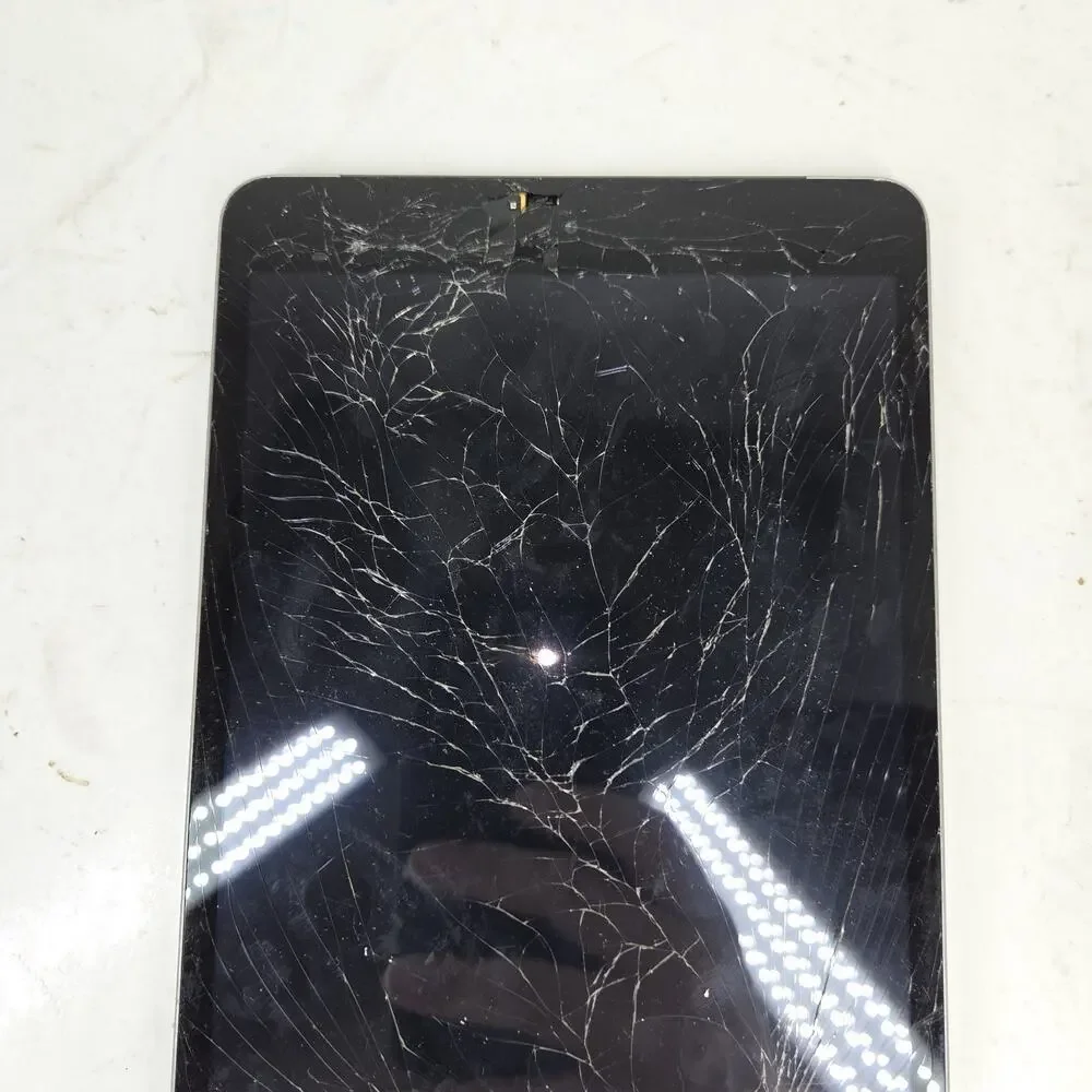 Apple iPad A1490 For Parts Internet Movies Television